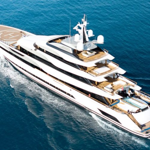 platinum-yacht-admiral-yachts